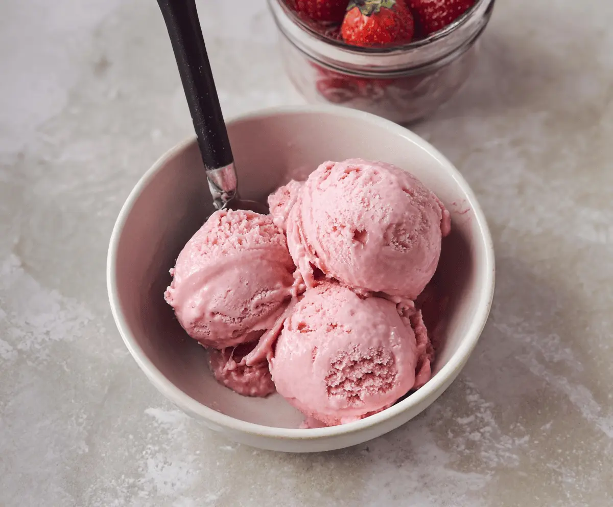 Easy 3-Ingredient Keto Strawberry Ice Cream